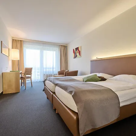 Momentum Hotel Anif
