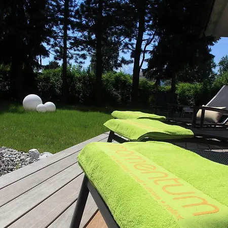 Otel Momentum 4*