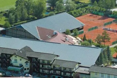 Hotel Momentum 4*