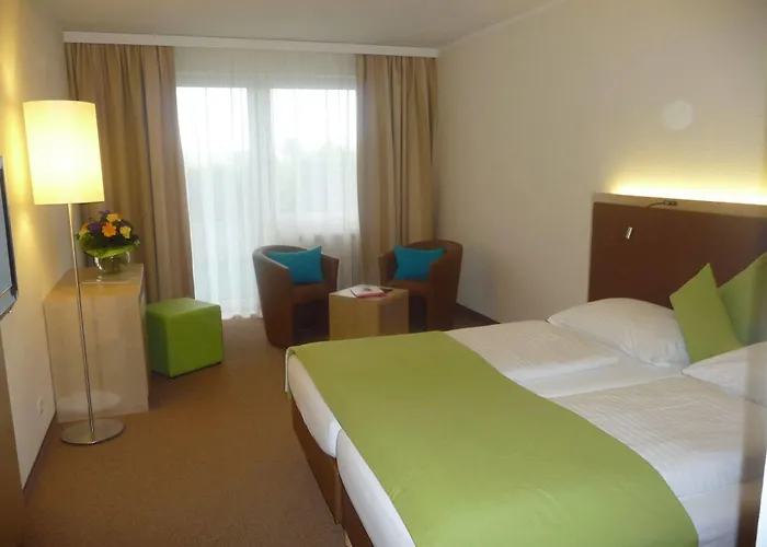 Momentum Отель Аниф